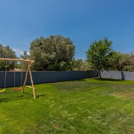 Villa Posidonia Near Pula With Sea View And Surrounded By Olive Trees Krnica Exteriér fotografie