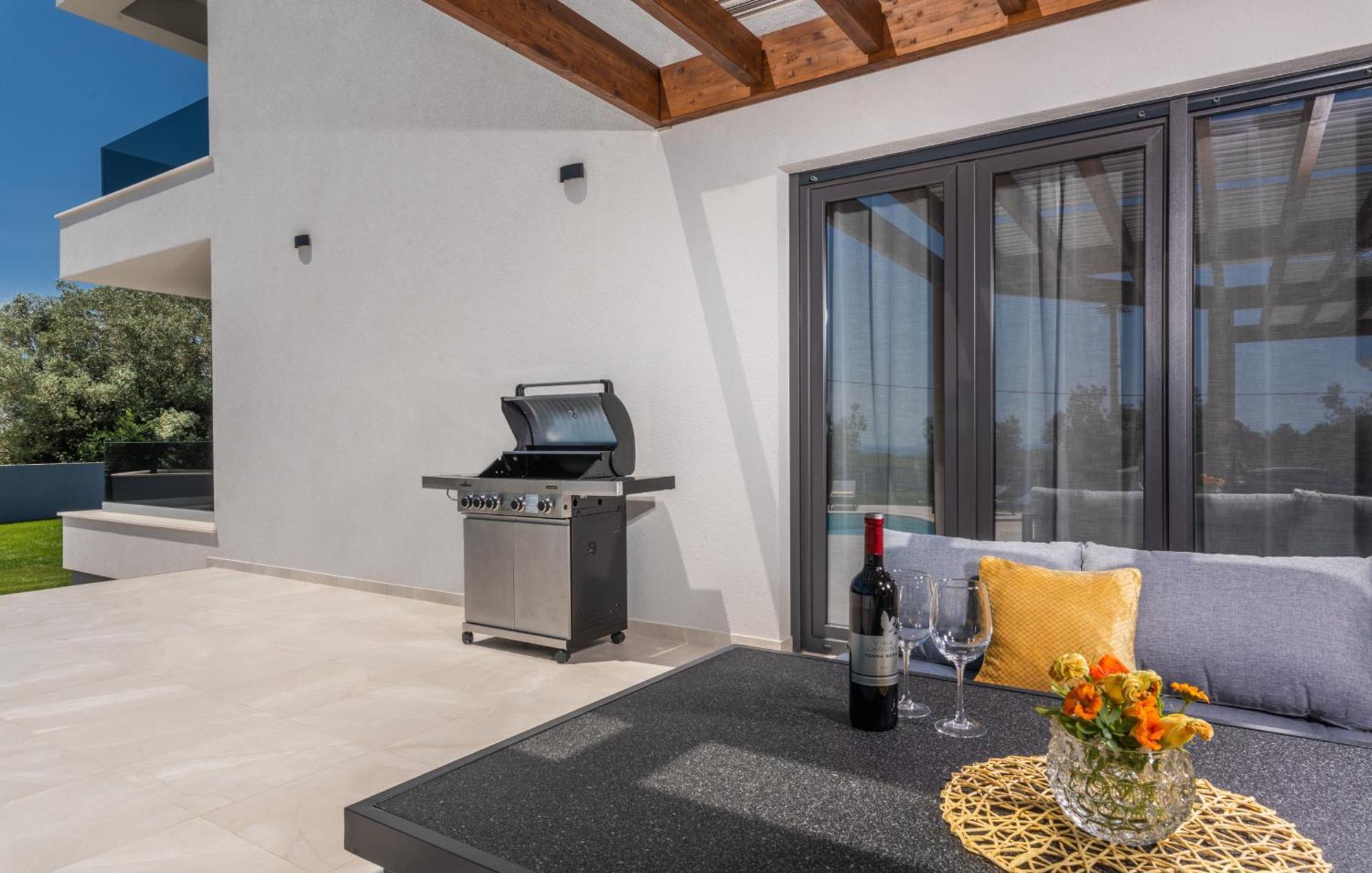 Villa Posidonia Near Pula With Sea View And Surrounded By Olive Trees Krnica Exteriér fotografie